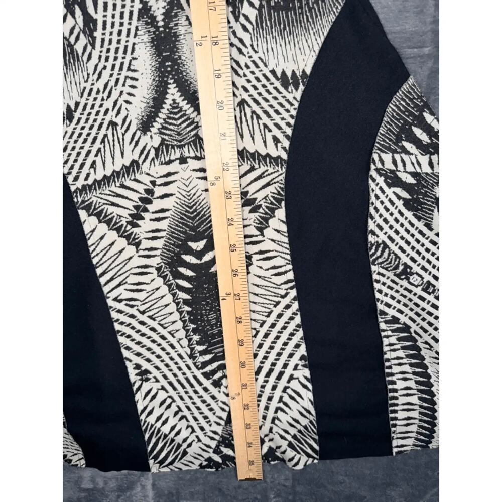 Le Lis Blanc Women's Dress Size S Black White Patterned Fit Flare - Picture 5 of 6